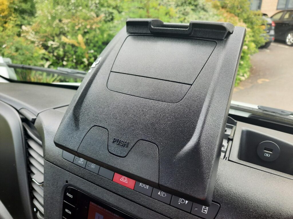 Iveco Daily 50C18H Chassis Cab