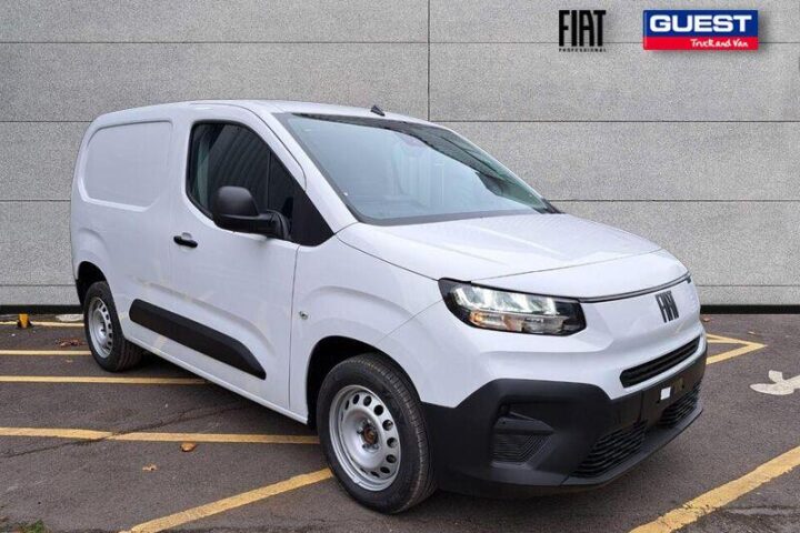 Our new Fiat Doblo 1.5 Multijet3 1000Kg L1 Euro 6 (s/s) 5dr in White available from Guest Truck and Van Sheffield for only £18,950+VAT.