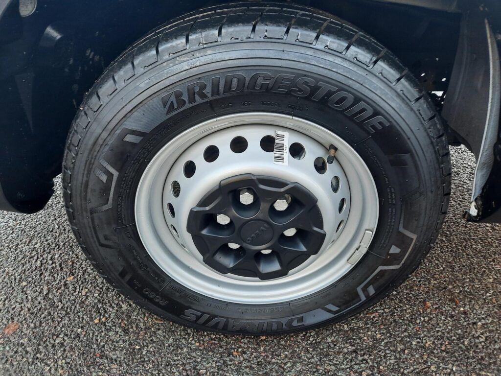 Iveco Daily 2.3D HPI 14V 35S 3750 LWB Euro 6 (s/s) 2dr