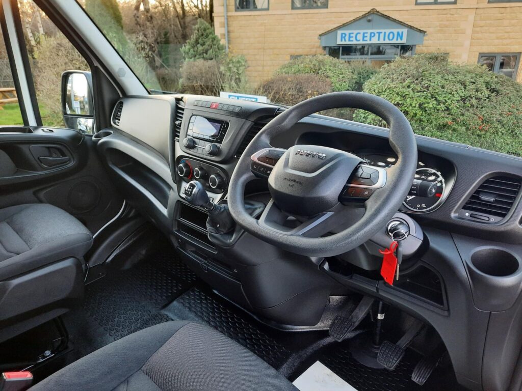 Iveco Daily 2.3D HPI 14V 35S 3750 LWB Euro 6 (s/s) 2dr