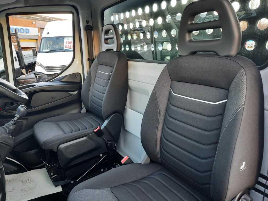 Iveco Daily 2.3D HPI 14V 35S 3750 LWB Euro 6 (s/s) 2dr