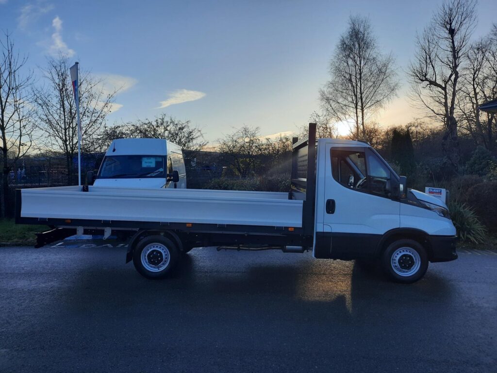 Iveco Daily 2.3D HPI 14V 35S 3750 LWB Euro 6 (s/s) 2dr