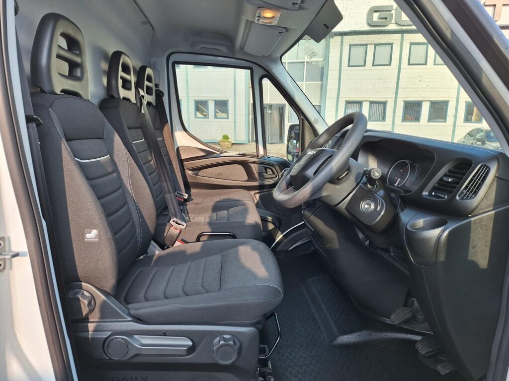 Iveco Daily MY22 35S14V 10cum Van