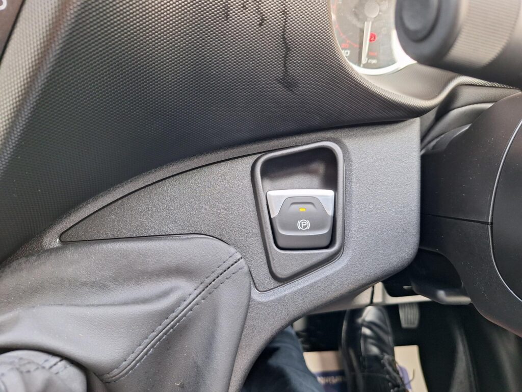 Iveco Daily MY22 35S14V 10cum Van