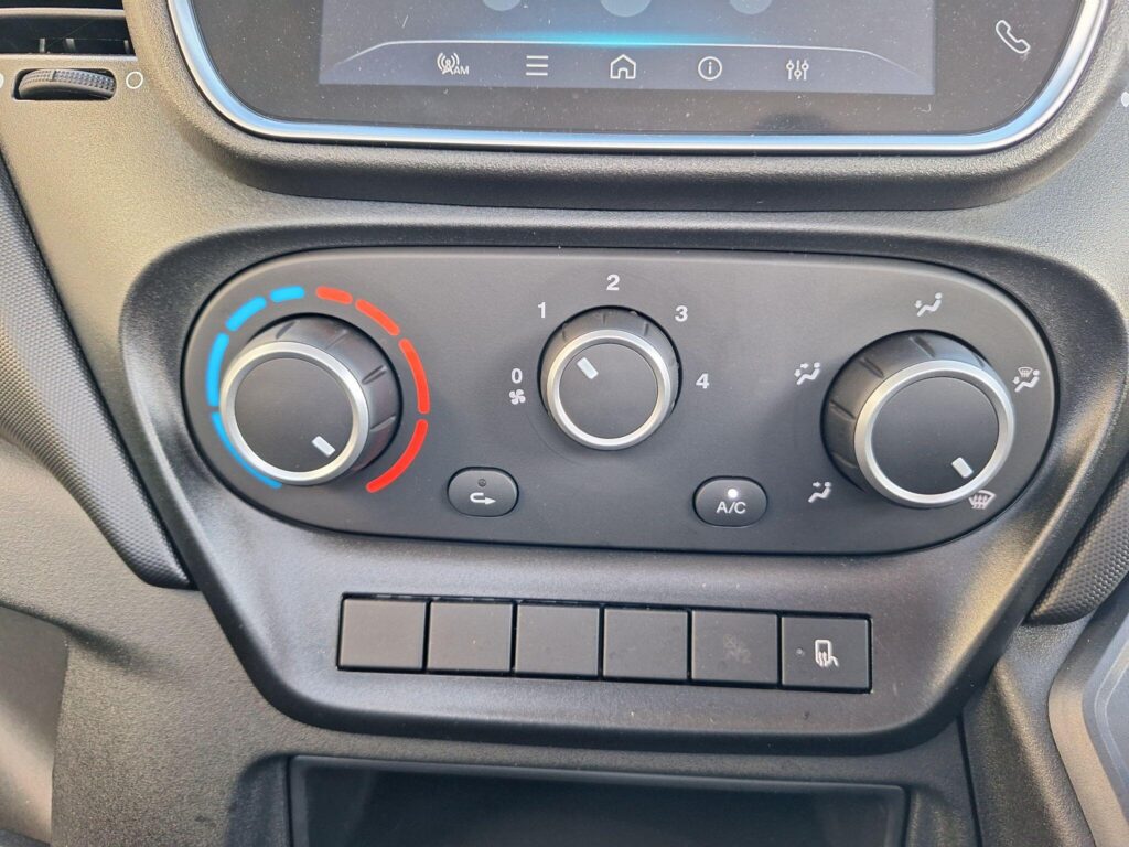 Iveco Daily 3.0D HPI 16V 35C 4100 HiMatic LWB Euro 6 2dr (DRW)