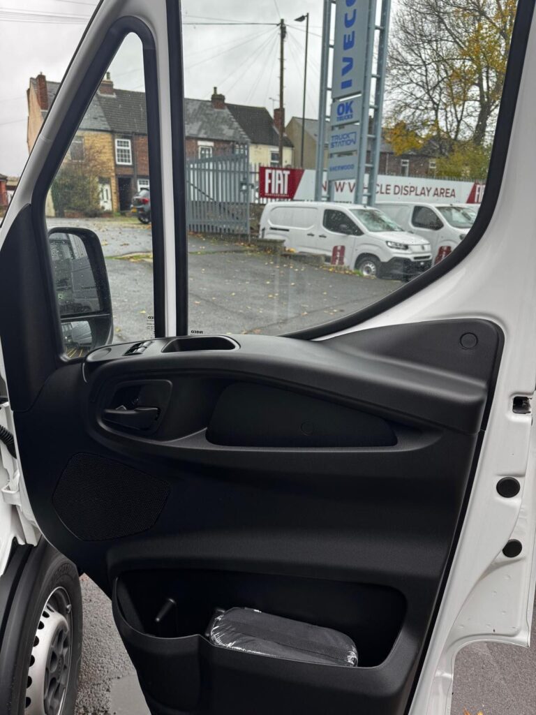 Iveco Daily 35S14HV 10cum 3520 MY22