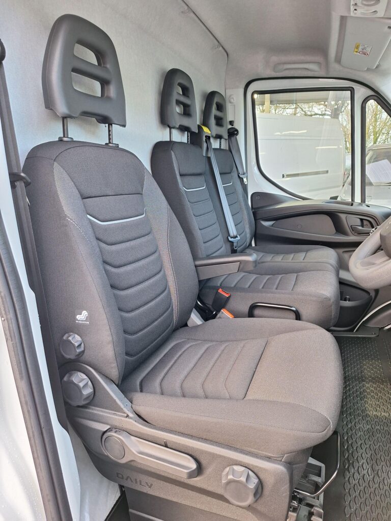 Iveco Daily 2.3D HPI 14V 35S 4100 LWB H2 Euro 6 (s/s) 5dr