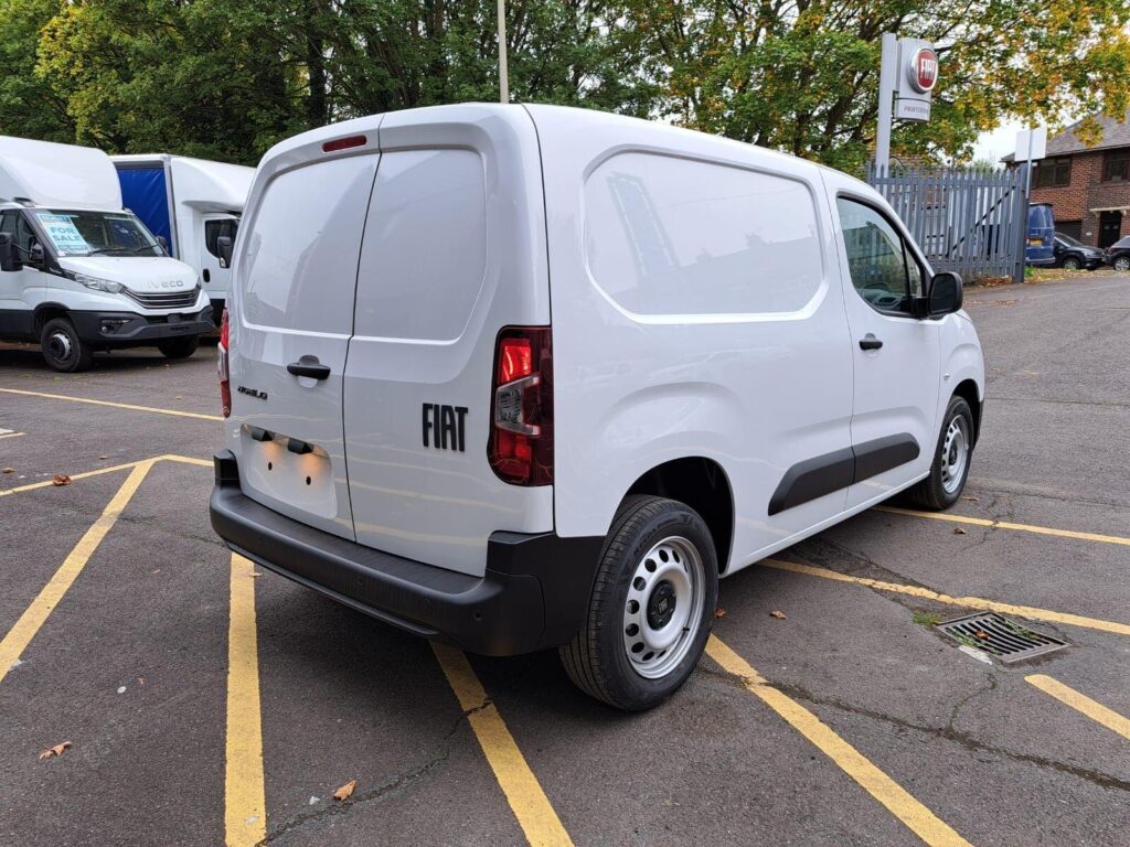 Fiat Doblo Plus 1.5 100 SWB