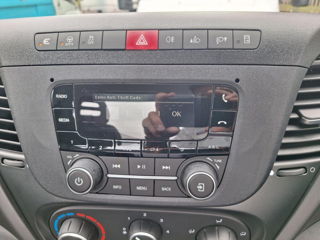 Iveco Daily 35S14 6 Speed Manual Chassis Cab