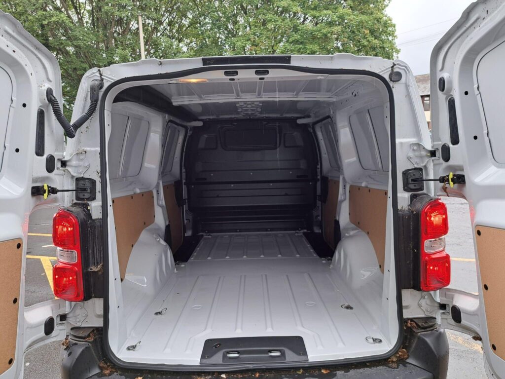 Fiat Scudo LWB 1.5 120bhp