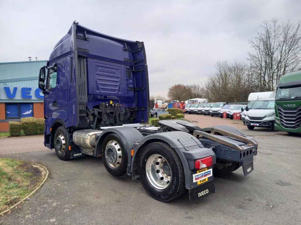 Iveco S-WAY AS440S51TX/P 6×2 510HP