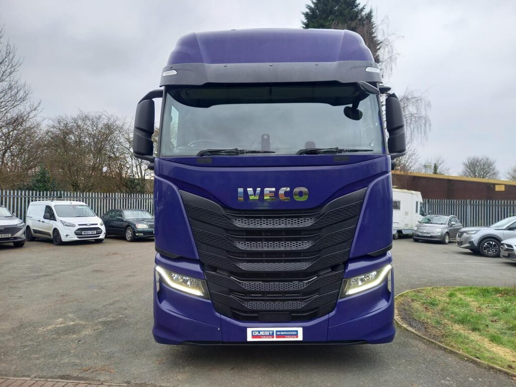 Iveco S-WAY AS440S51TX/P 6×2 510HP