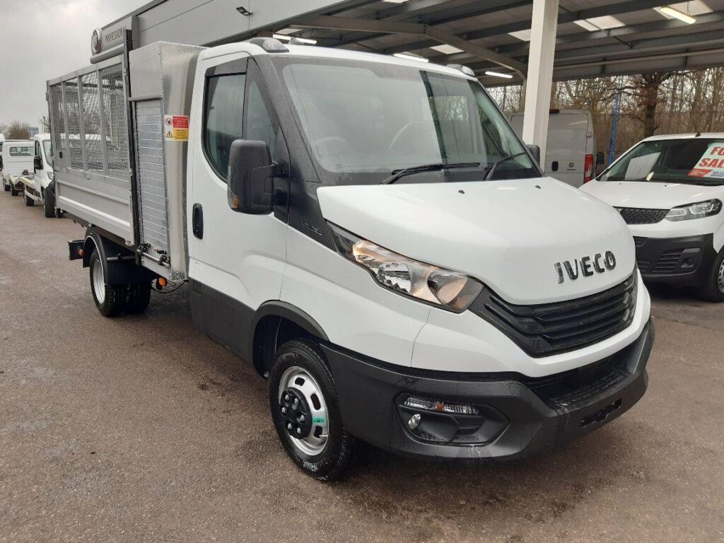 Iveco Daily 2.3D HPI 14V 35C 3750 L3 Euro 6 (s/s) 4dr (DRW)
