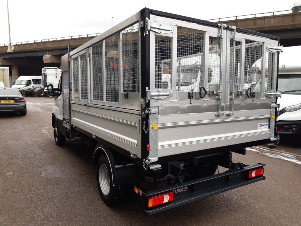 Iveco Daily 2.3D HPI 14V 35C 3750 L3 Euro 6 (s/s) 4dr (DRW)