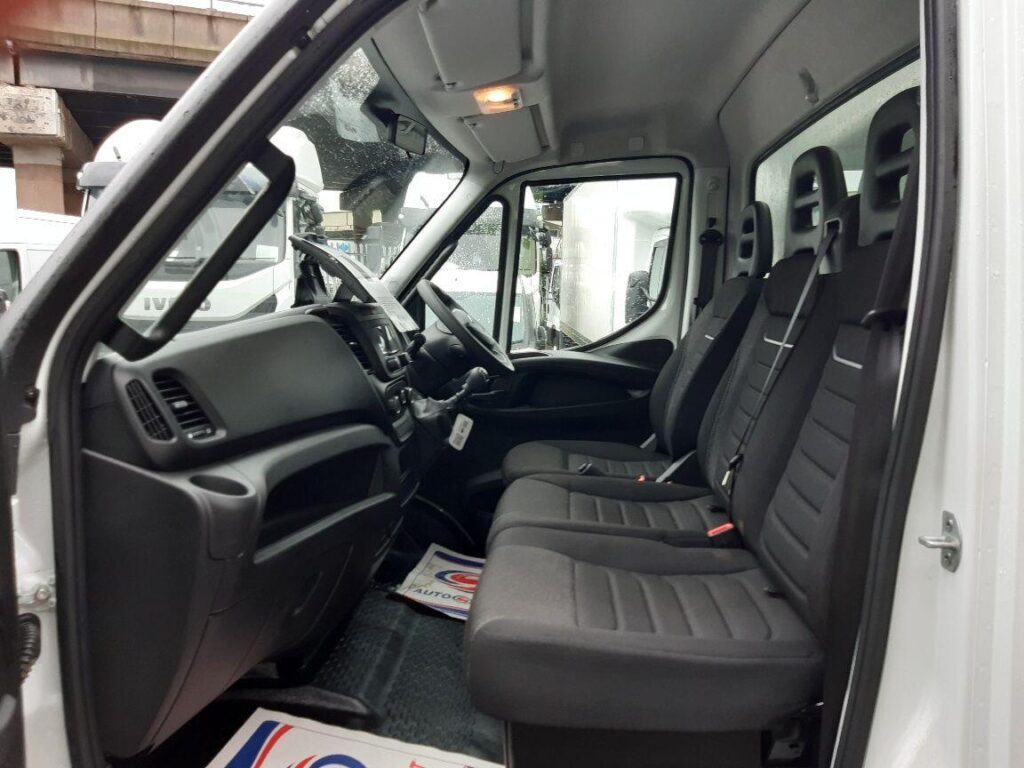 Iveco Daily 2.3D HPI 14V 35C 3750 L3 Euro 6 (s/s) 4dr (DRW)