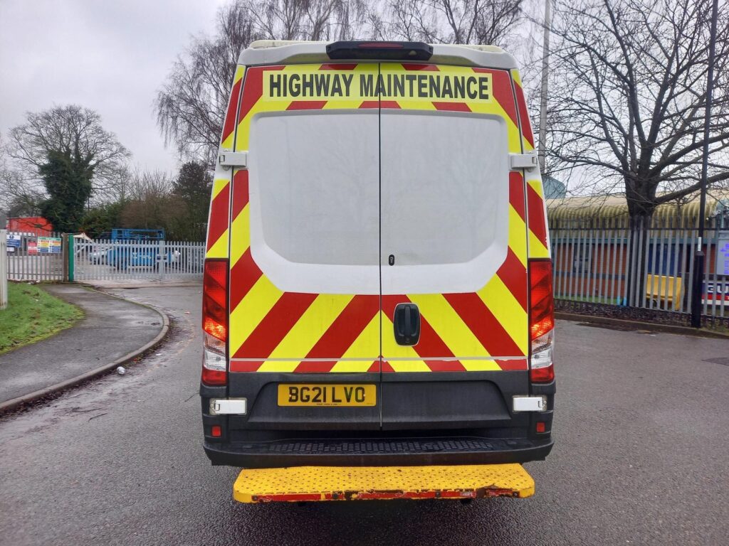 Iveco Daily 3.0D HPI 18V 35C 3520L HiMatic MWB H2 Euro 6 5dr (DRW)