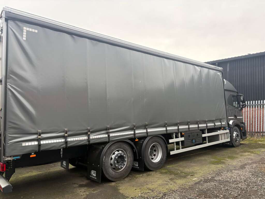 IVECO S-WAY AT260S42Y/PS CURTAINSIDER