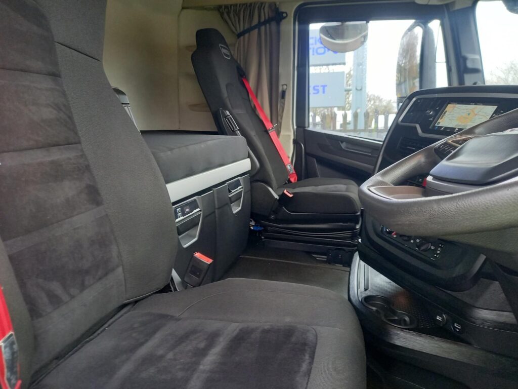 Iveco S-WAY AS440S46TX/P 6X2 460HP