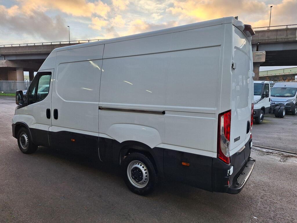 Iveco Daily 3520L H2 Roof REFRIGERATED Van