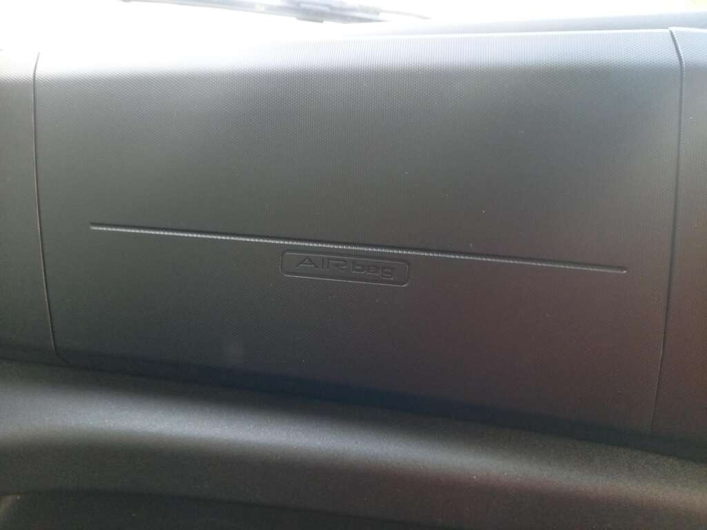 IVECO e-DAILY 72C14E 4750WB 20ft BOX & TAILLIFT