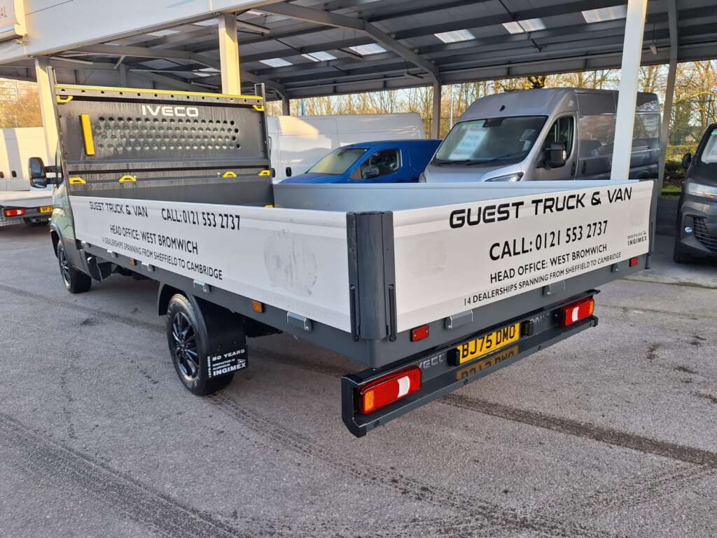IVECO DAILY 35S16 160HP HI MATIC 3750WB DROPSIDE