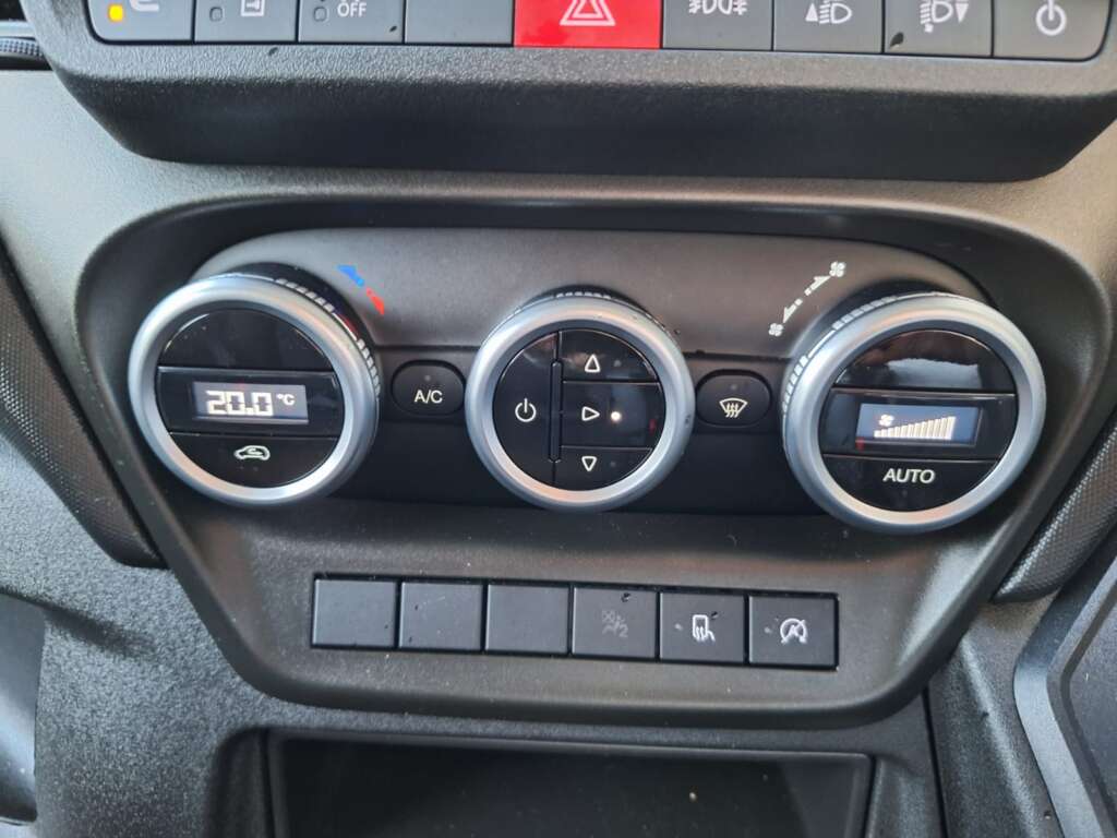 IVECO DAILY 35S16 160HP HI MATIC 3750WB DROPSIDE