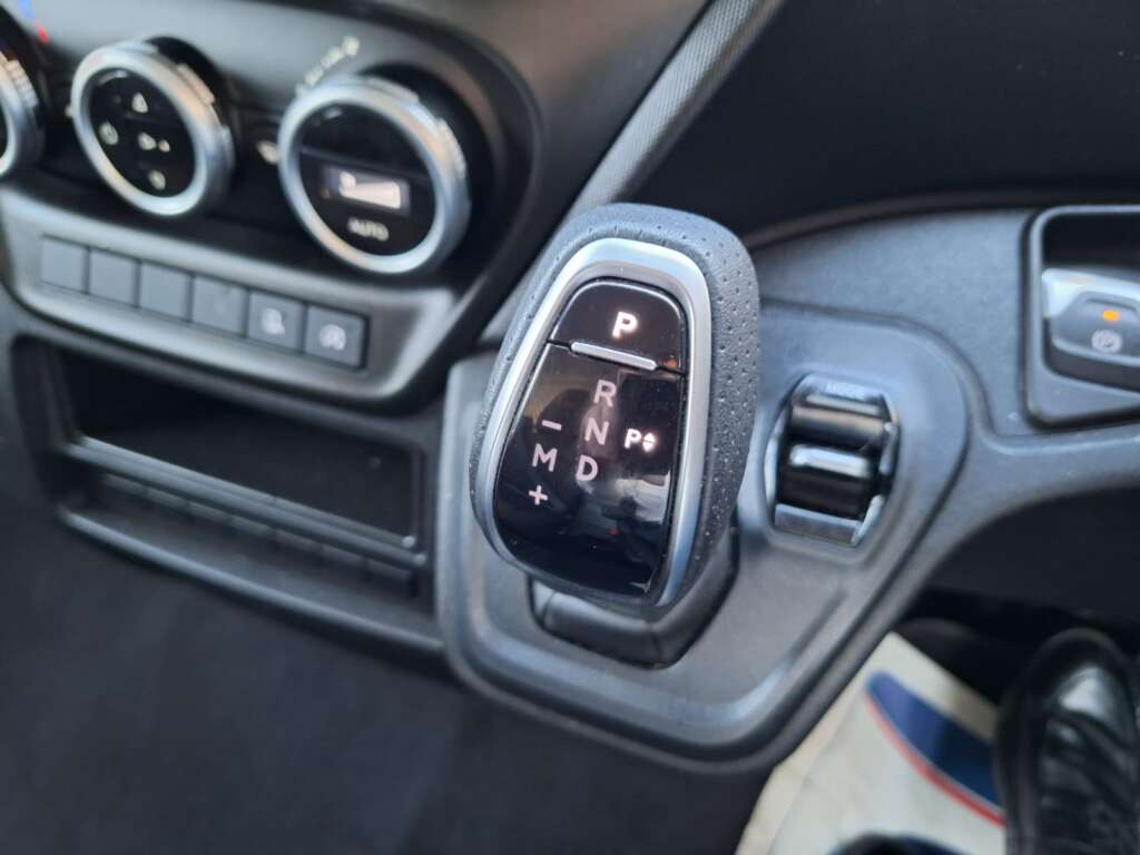 IVECO DAILY 35S16 160HP HI MATIC 3750WB DROPSIDE