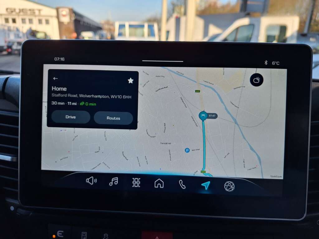 IVECO DAILY 35S16 160HP HI MATIC 3750WB DROPSIDE