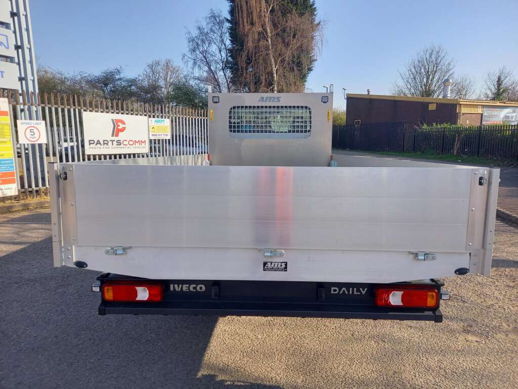 Iveco Daily 35S14 3.5T 140HP 4100WB 4.5 mtr Dropside