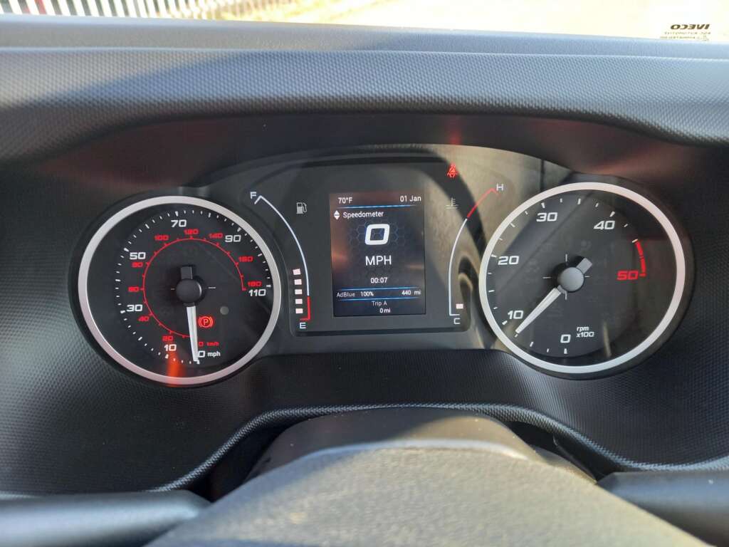 Iveco Daily 35S14 3.5T 140HP 4100WB 4.5 mtr Dropside