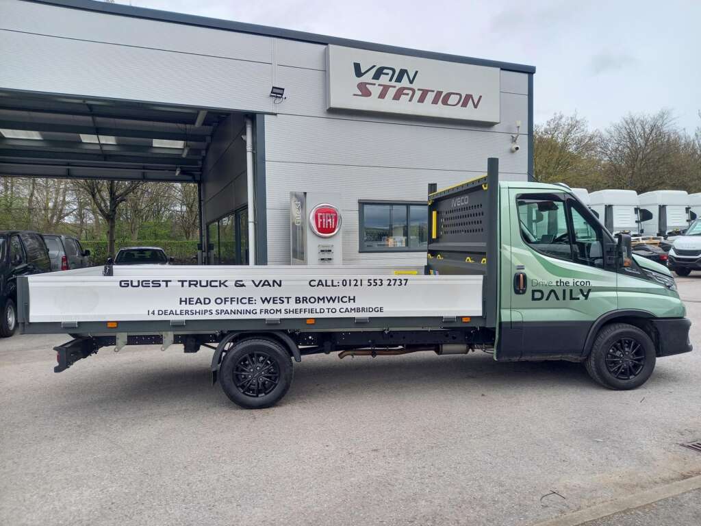 IVECO DAILY 35S16 160HP HI MATIC 3750WB 4.2 M DROPSIDE