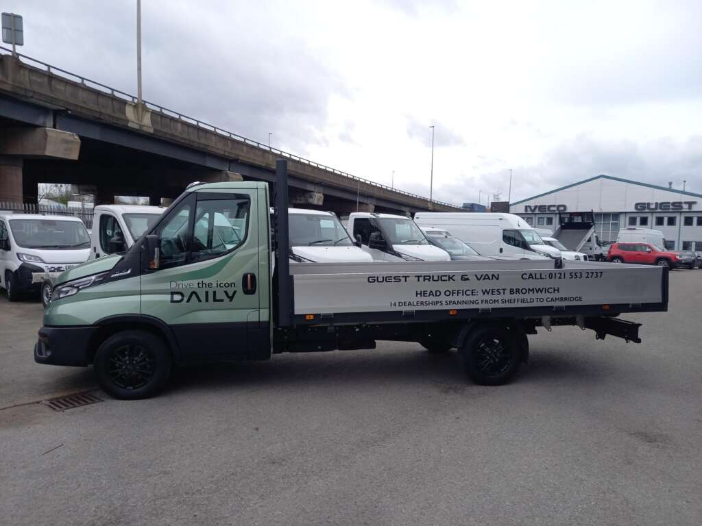 IVECO DAILY 35S16 160HP HI MATIC 3750WB 4.2 M DROPSIDE