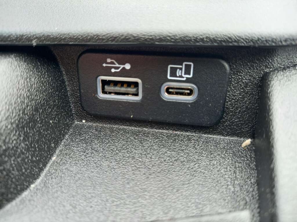 IVECO DAILY 35S16 160HP HI MATIC 3750WB 4.2 M DROPSIDE