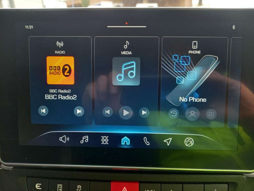 IVECO DAILY 35S16 160HP HI MATIC 3750WB 4.2 M DROPSIDE