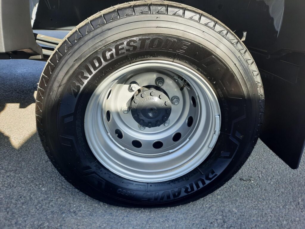 Iveco Daily 70C18HA8 V 18cum