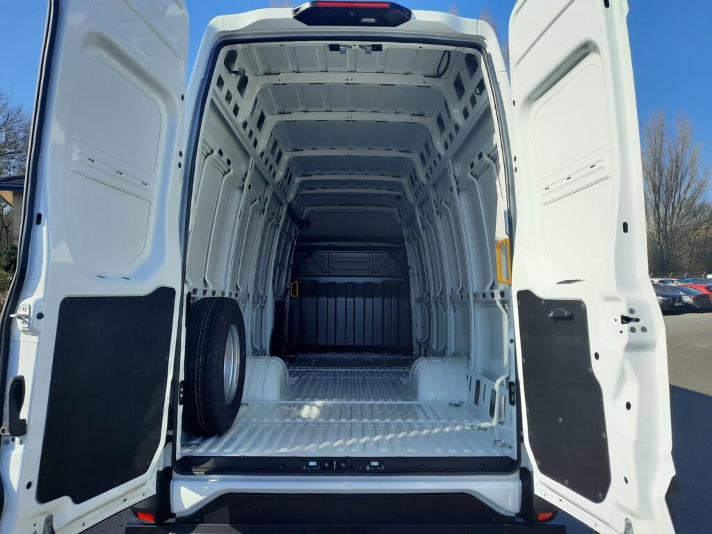 Iveco Daily 70C18HA8 V 18cum