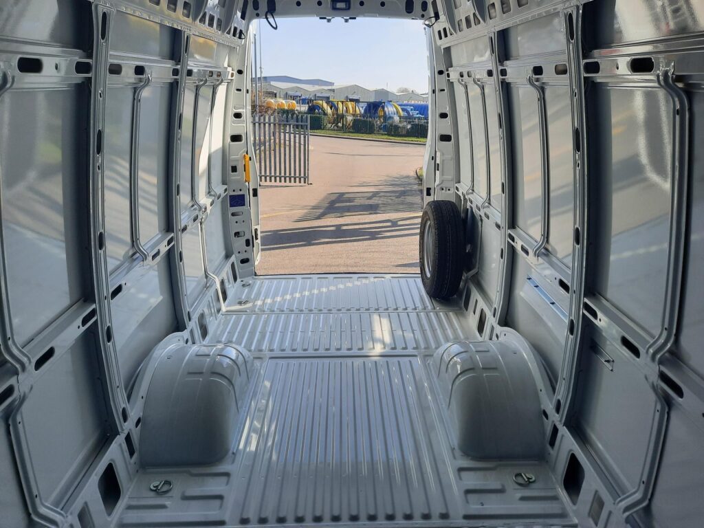 Iveco Daily 70C18HA8 V 18cum