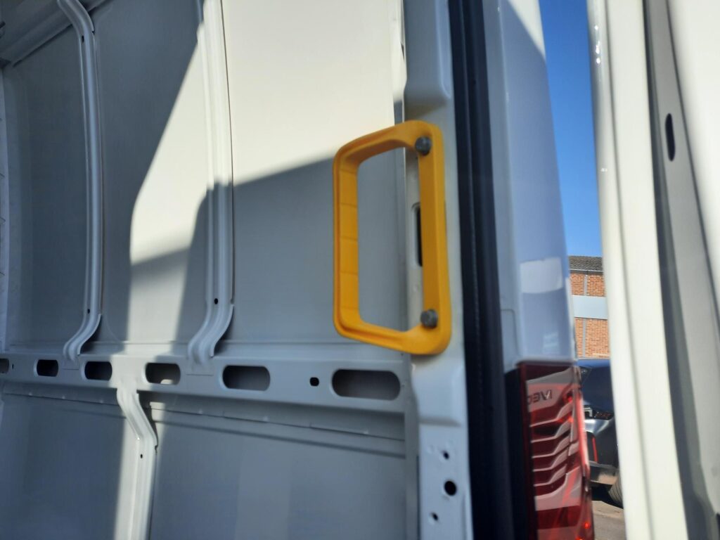 Iveco Daily 70C18HA8 V 18cum