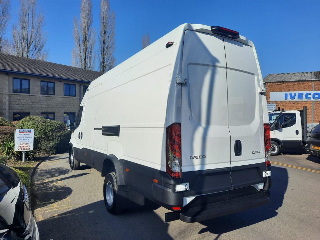 Iveco Daily 70C18HA8 V 18cum