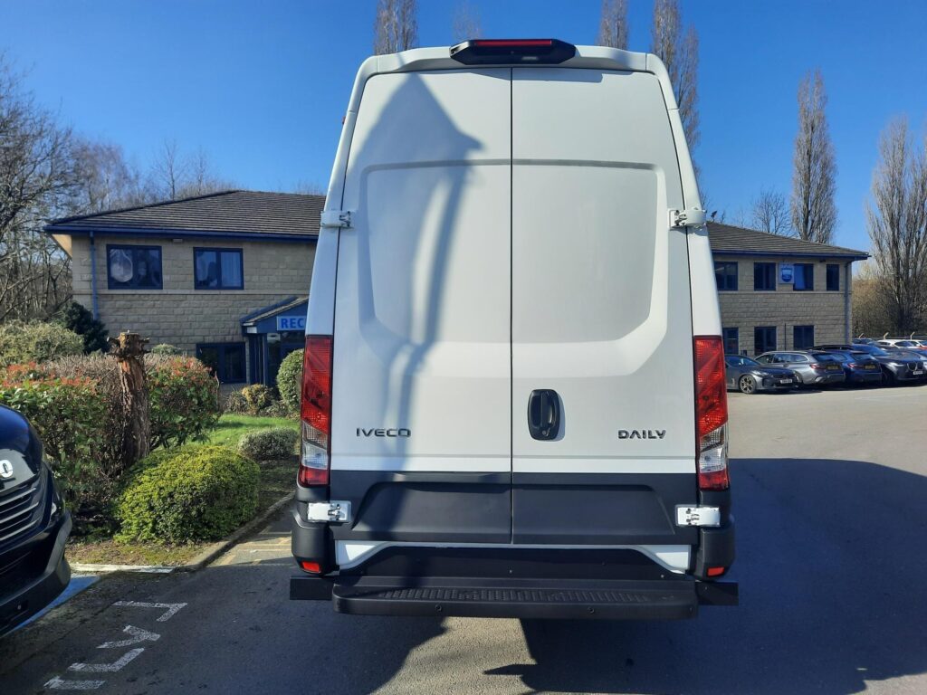 Iveco Daily 70C18HA8 V 18cum