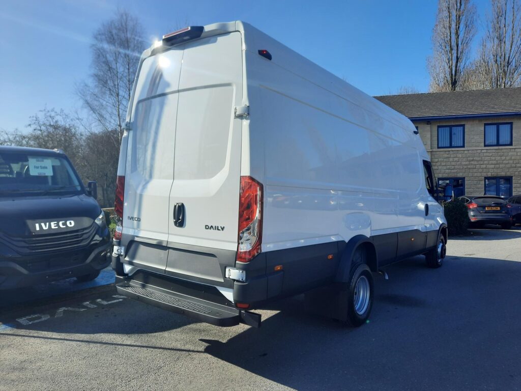 Iveco Daily 70C18HA8 V 18cum