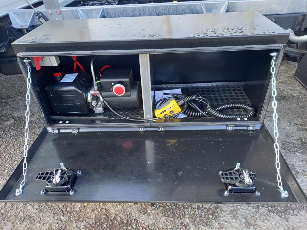 Iveco Daily 35C14 3.5T 140HP Alloy Tipper