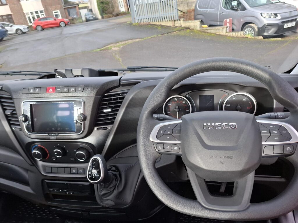 Iveco Daily 35S16A8 LCVT Recovery Body