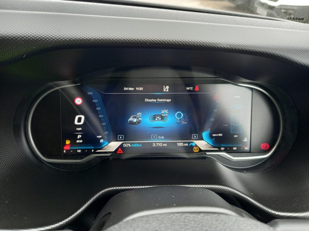 Iveco Daily 2.3D HPI 16V 35S 3750 HiMatic LWB Euro 6 2dr