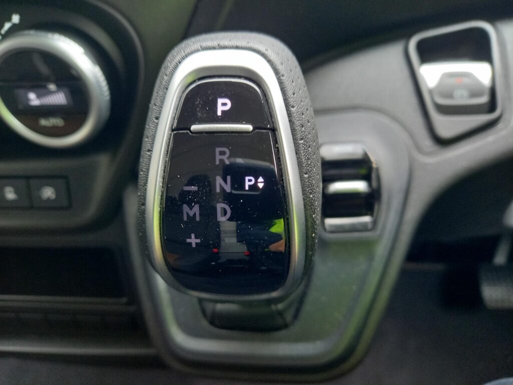 Iveco Daily 2.3D HPI 16V 35S 3750 HiMatic LWB Euro 6 2dr