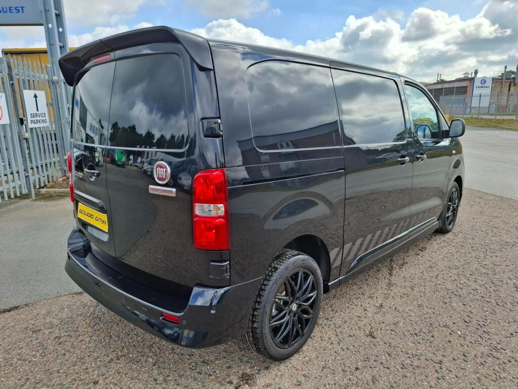 Fiat Scudo 2.0 BlueHDi Onyx Panel Van 6dr Diesel Manual SWB Euro 6 (145 ps)