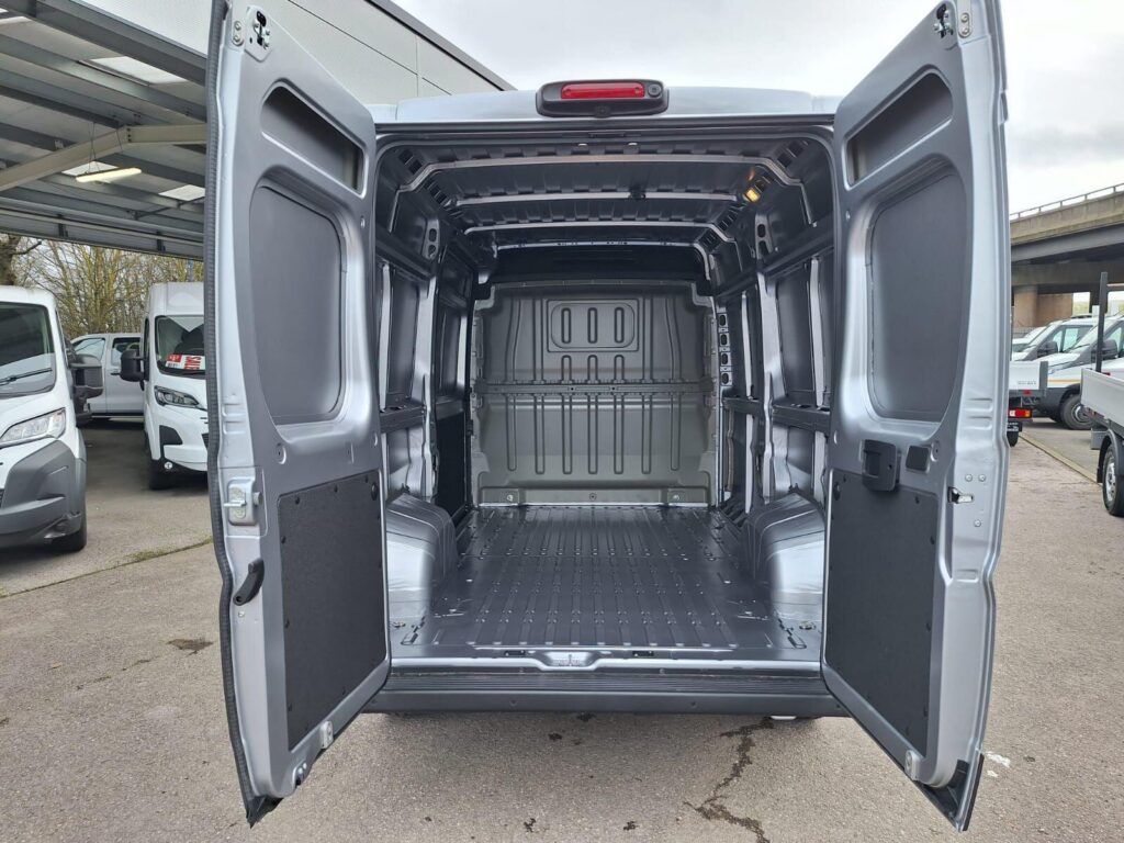 Fiat Ducato 2.2 MultijetIII 35 Primo Panel Van 5dr Diesel Manual L2 H2 Euro 6 (s/s) (140 ps)
