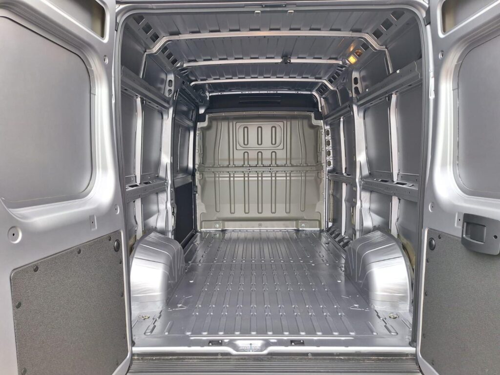 Fiat Ducato 2.2 MultijetIII 35 Primo Panel Van 5dr Diesel Manual L2 H2 Euro 6 (s/s) (140 ps)