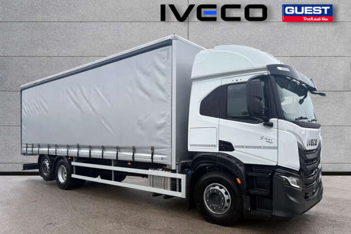 Our IVECO S-Way 26T 420HP Rigid 28ft Curtainside, in stock at Guest Truck and Van. Call your local brand for details.
