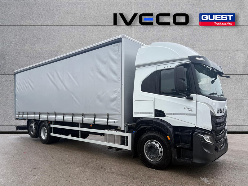 IVECO S-Way 26T 420HP Rigid 28ft Curtainside